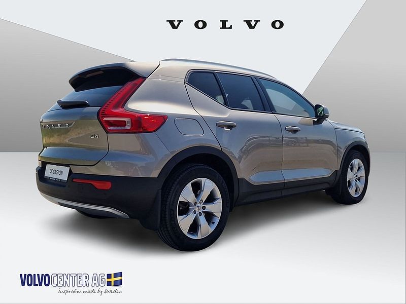 Volvo  2.0 B4 MH Momentum