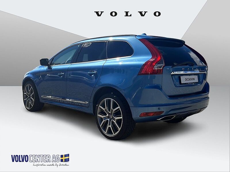 Volvo  2.4 D5 Summum AWD S/S